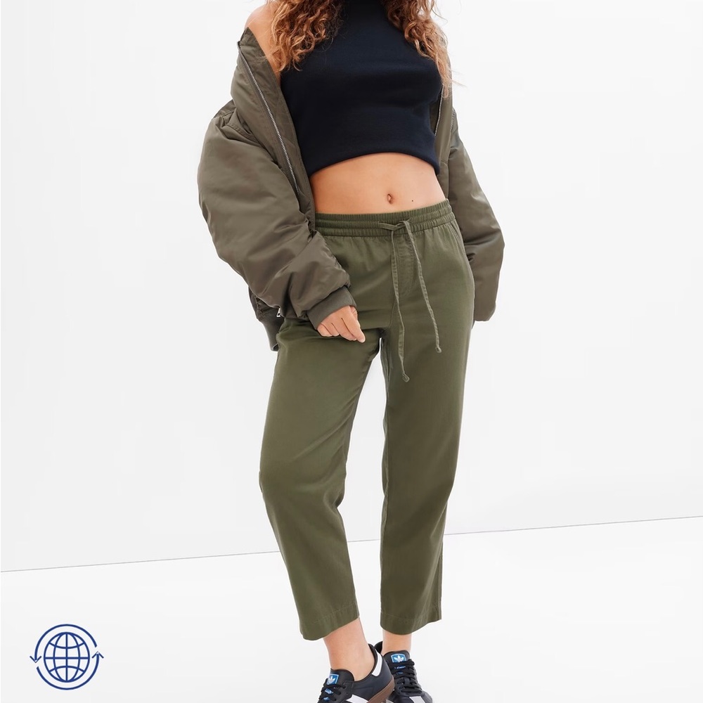 NWT - Gap Factory twill easy pants - light green/sage